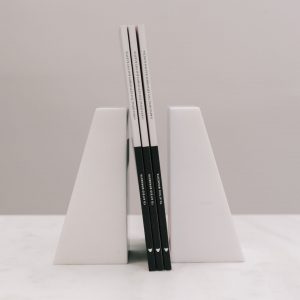 Μαρμάρινοι Βιβλιοστάτες