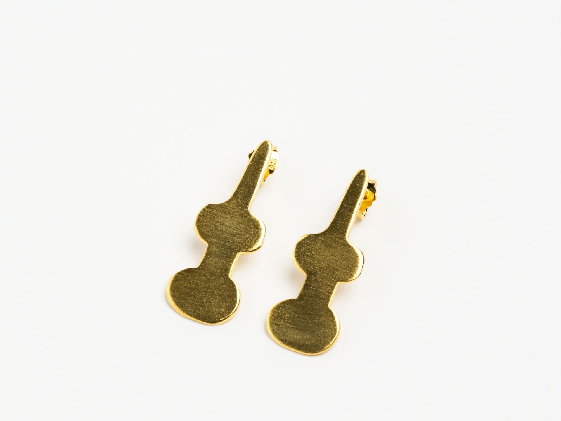 “Violin-shaped Figurine” Earrings