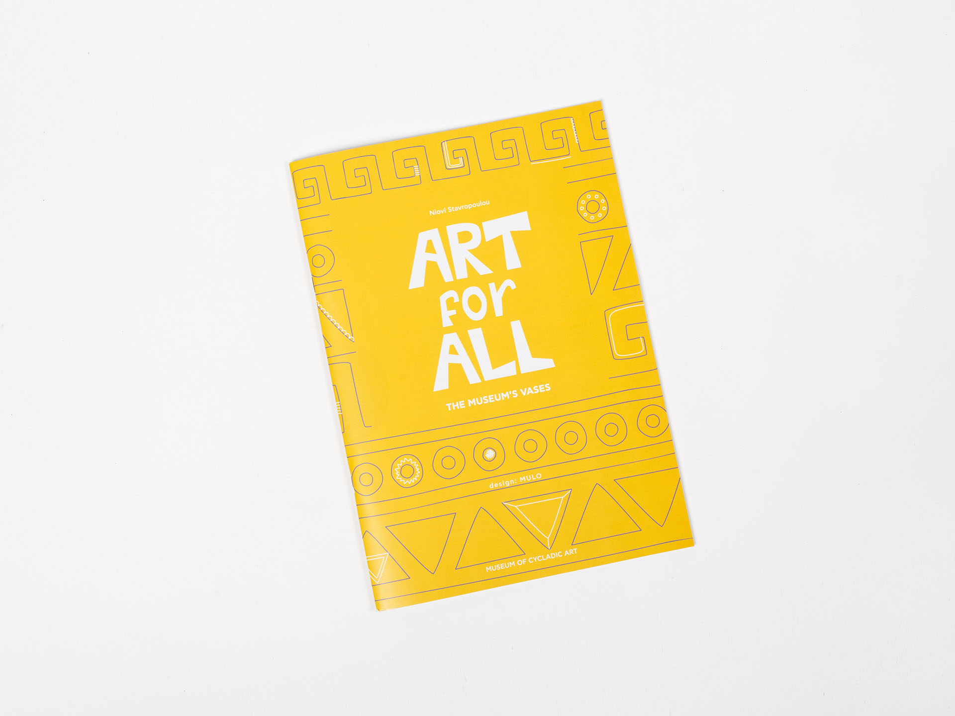 Art for All. The Museum's Vases – English Edition