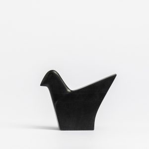 Ειδώλιο πτηνού από μαύρο μάρμαρο.