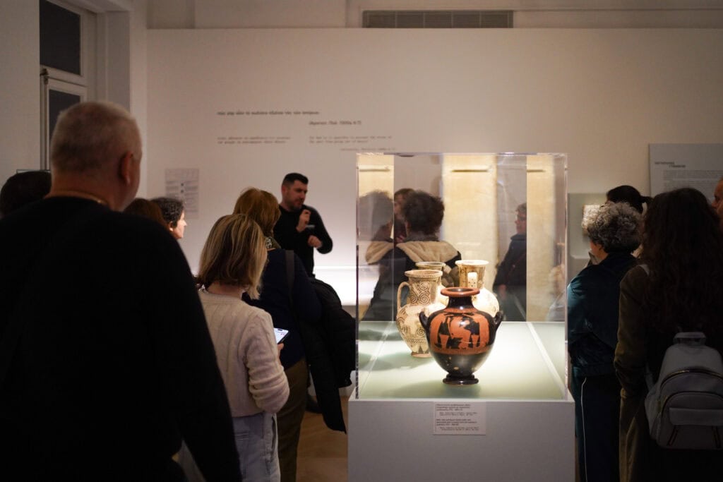 Εικόνα ξενάγησης στη νοηματική