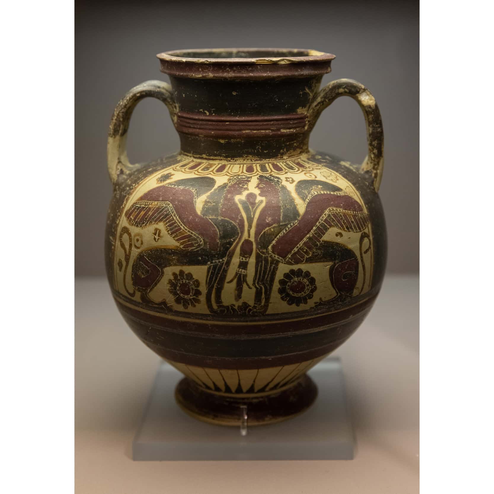 photograph of amphora with oriental decoration
