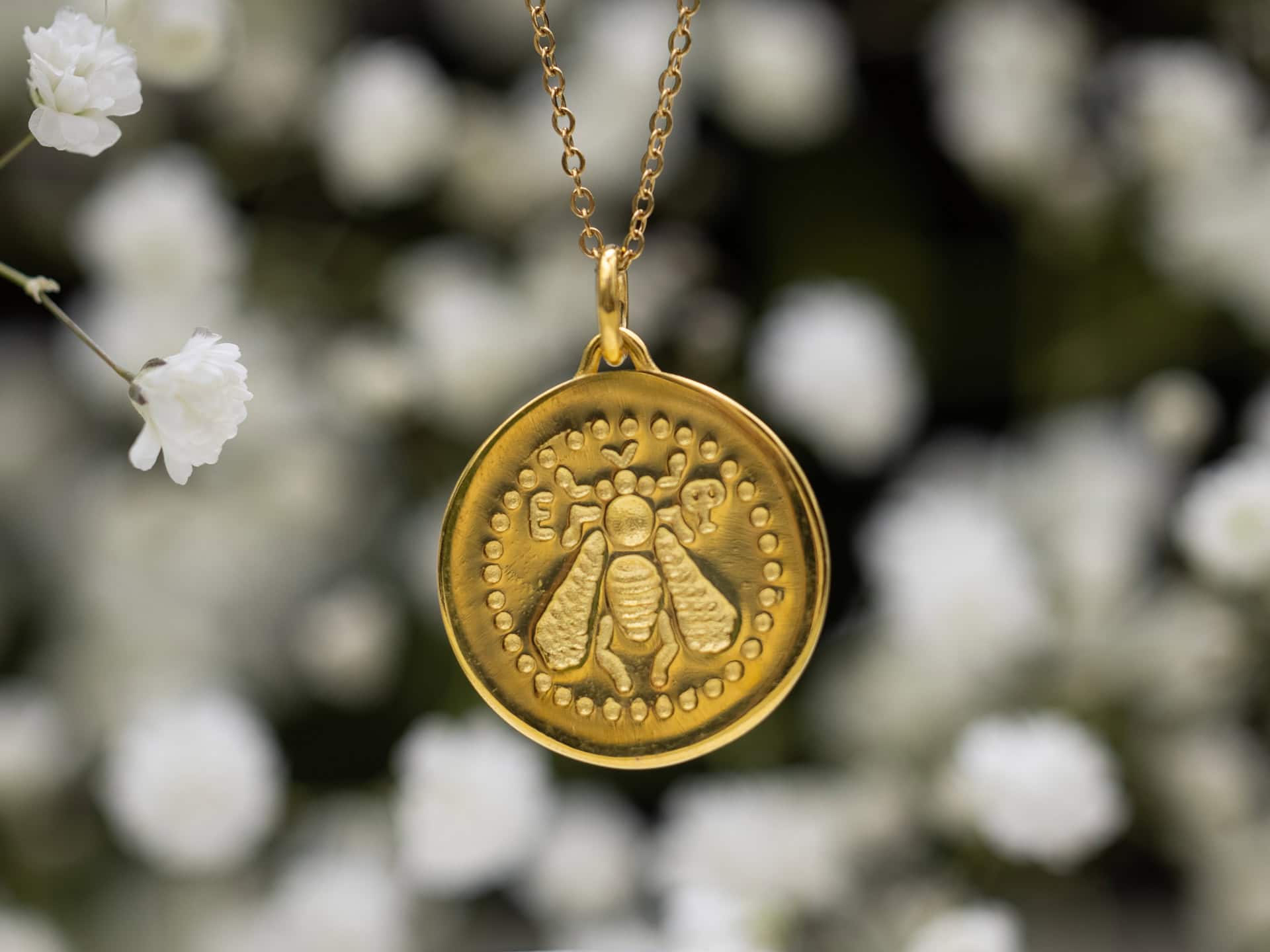 Pendant with Bee