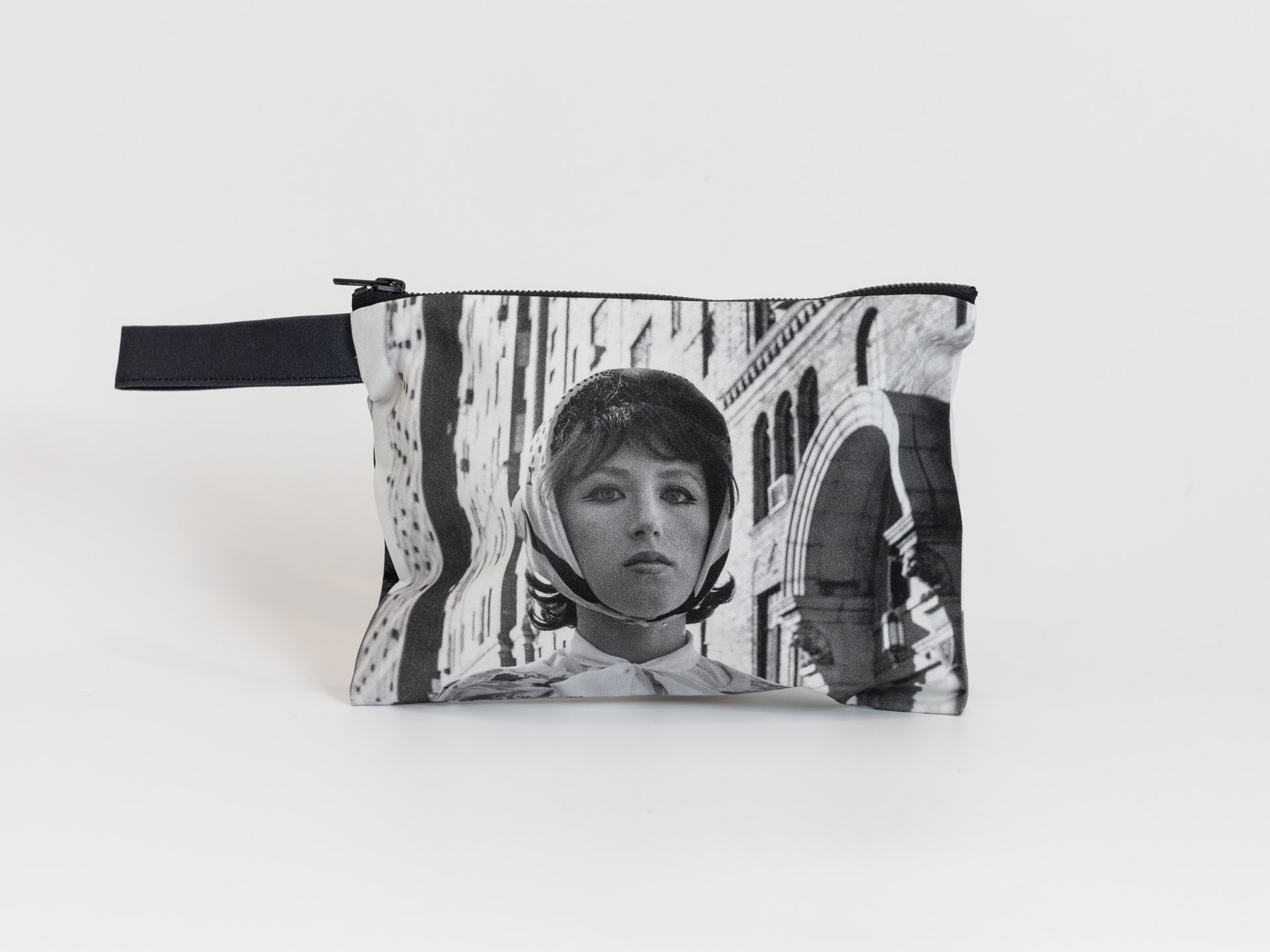 Small Zipper Bag – Cindy Sherman