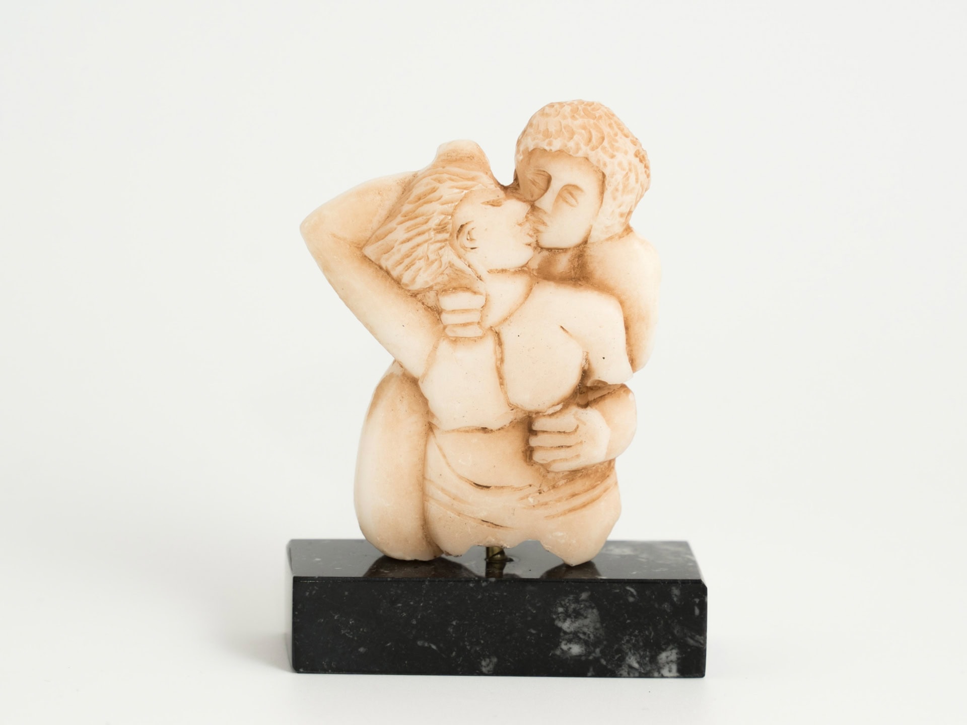 Clay Fragment Love Scene