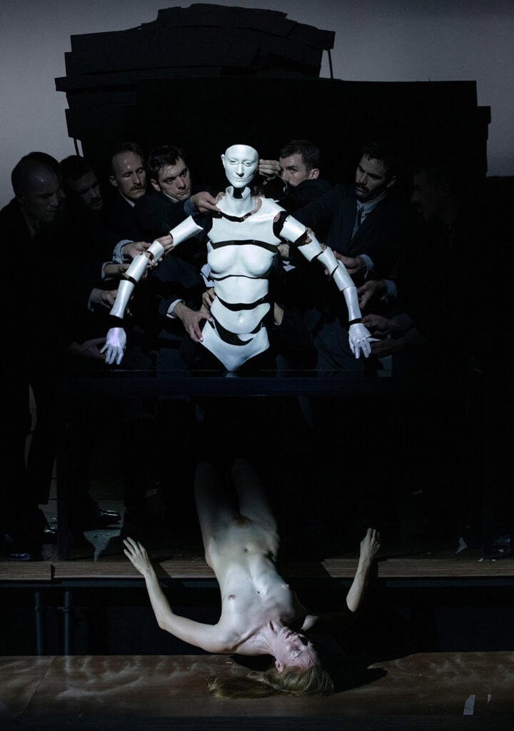 THIS THAT KEEPS ON [2025] by Dimitris Papaioannou