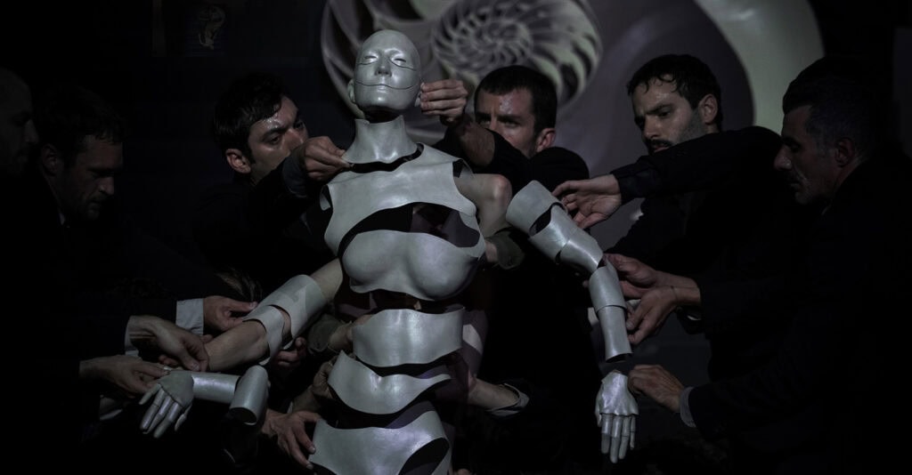 THIS THAT KEEPS ON [2025] by Dimitris Papaioannou