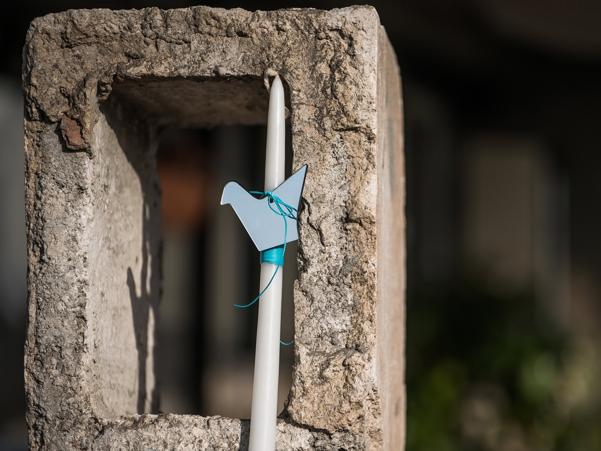 Easter Candle with Dove Ornament
