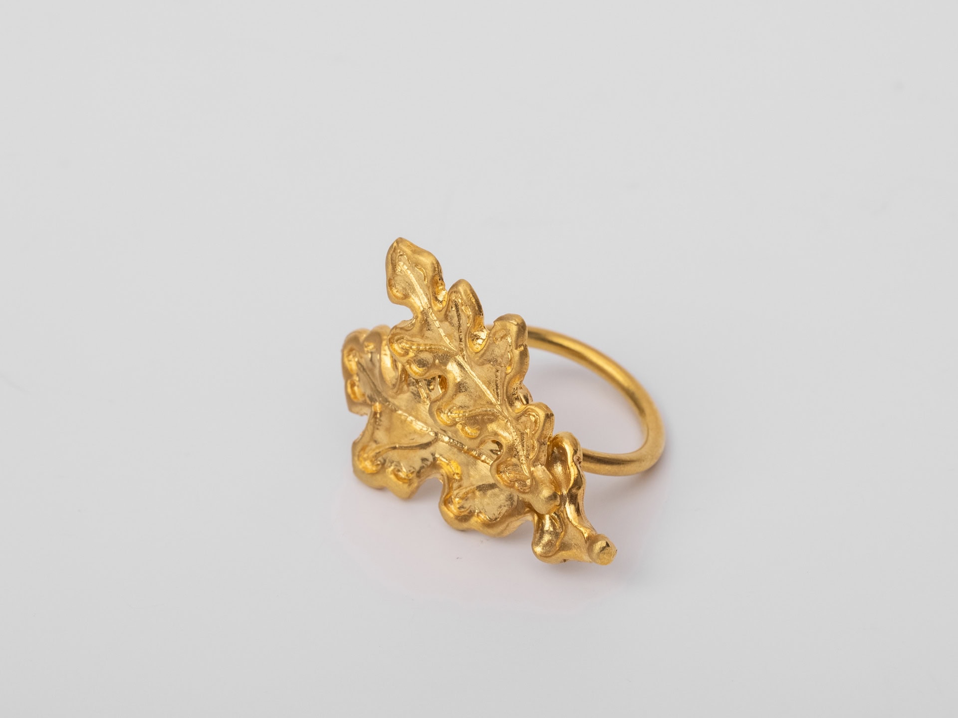 Ring with Oak Leaves