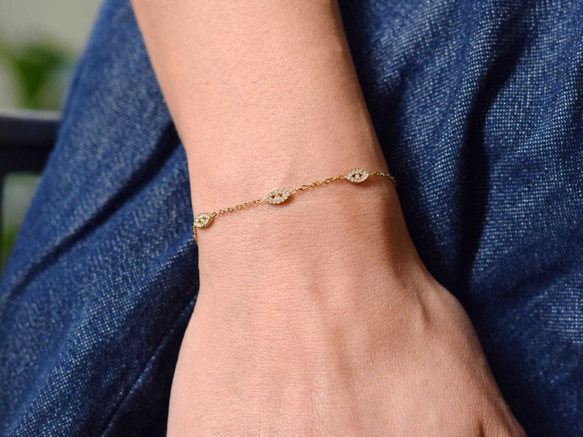 Bracelet with Three Eyes